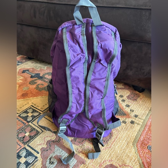Lightweight Packable Convertible Backpack - Zomake - Joy of Life - Picture 3 of 6